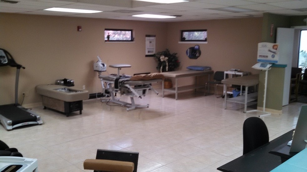More Photos Of 701 N Hercules Ave, Clearwater Medical For Lease