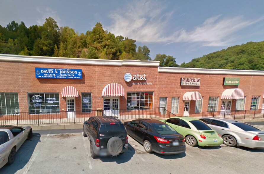 More Photos Of 1589 KY Hwy 15 S, Jackson Unknown For Lease