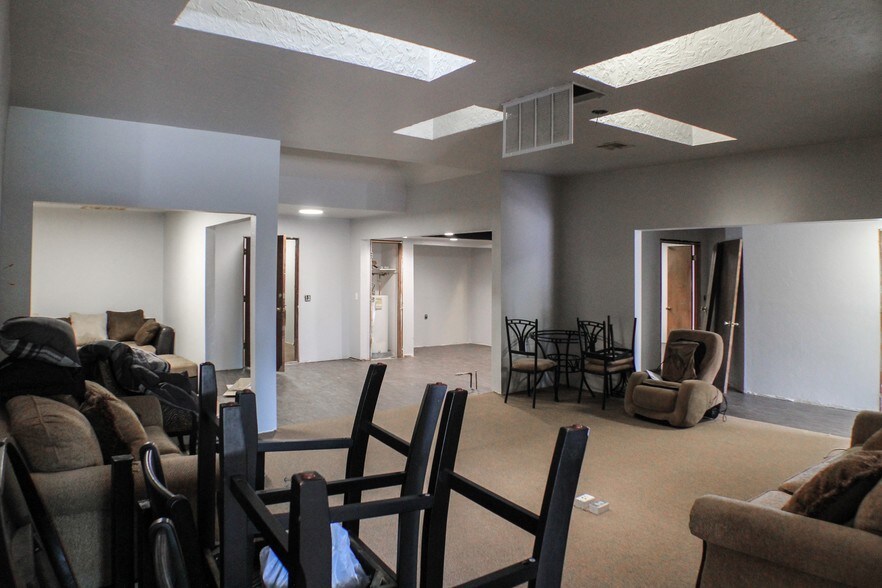 More Photos Of 6001 Nw Expressway, Oklahoma City Office For Sale