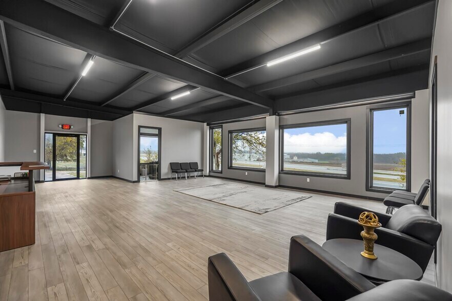 More Photos Of 12446 State Highway 205, Lavon Flex For Sale