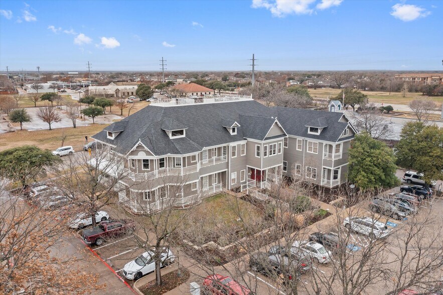 More Photos Of 6800 Heritage Pky, Rockwall Medical For Lease