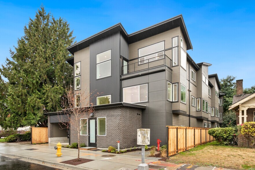 Primary Photo Of 117 Wells Ave S, Renton Apartments For Sale