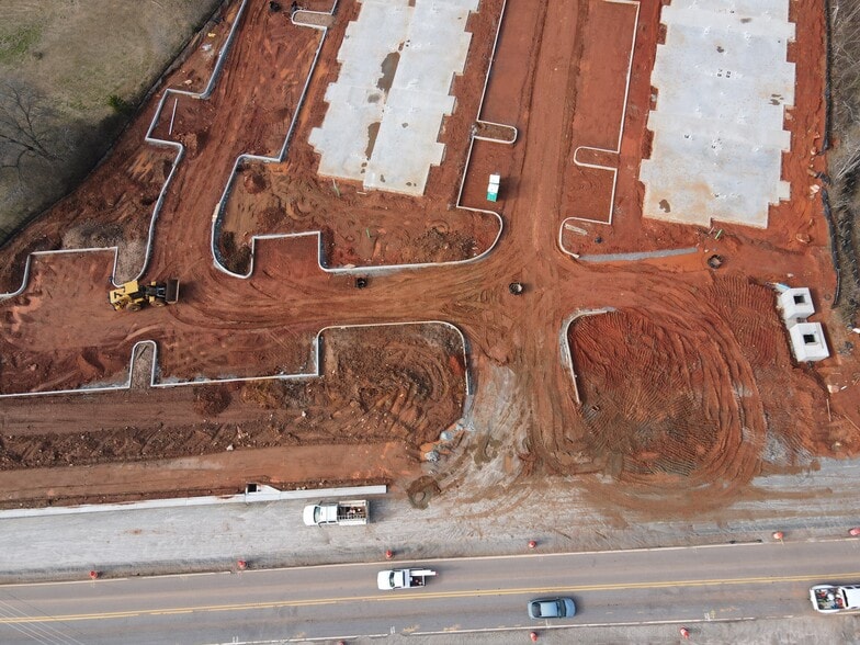 More Photos Of 4039 Hanover Way, Ellenwood Apartments For Lease