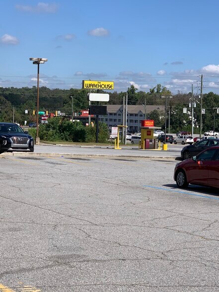 More Photos Of 2209-2211 Moody Rd, Warner Robins Coworking Space