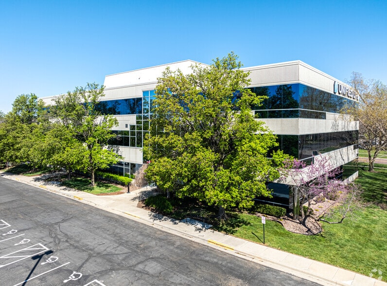 More Photos Of 12980 Metcalf Ave, Overland Park Unknown For Lease