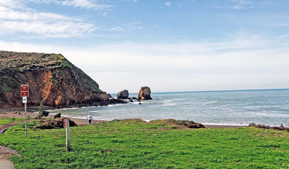 More Photos Of 380 Esplanade Ave, Pacifica Apartments For Sale