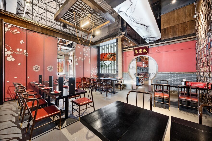 More Photos Of 45 Carmans Rd, Massapequa Restaurant For Sale