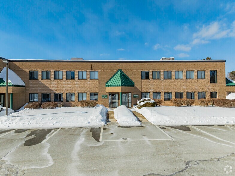 More Photos Of 105 Route 101A, Amherst Light Distribution For Lease