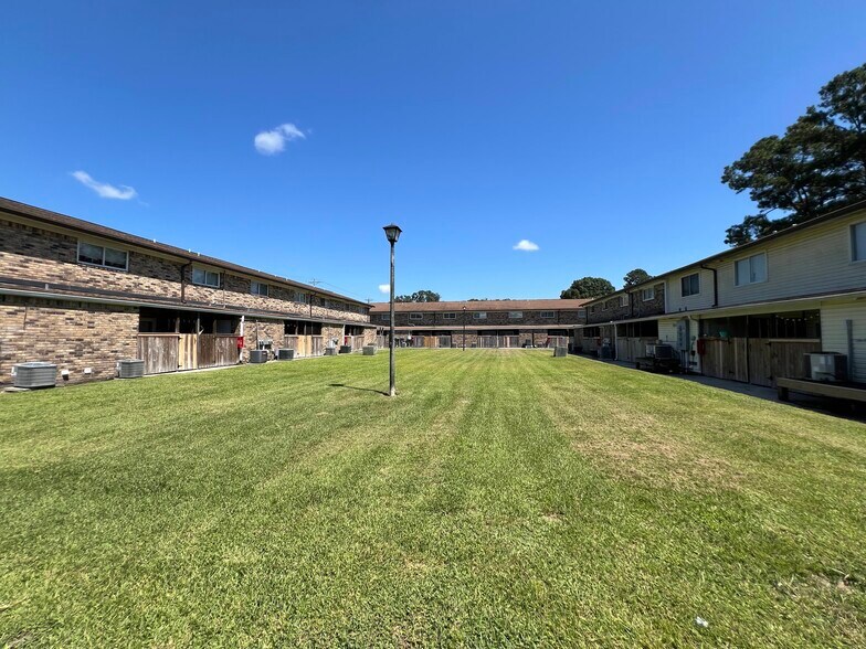 More Photos Of 4651 Ladson Rd, Ladson Apartments For Sale