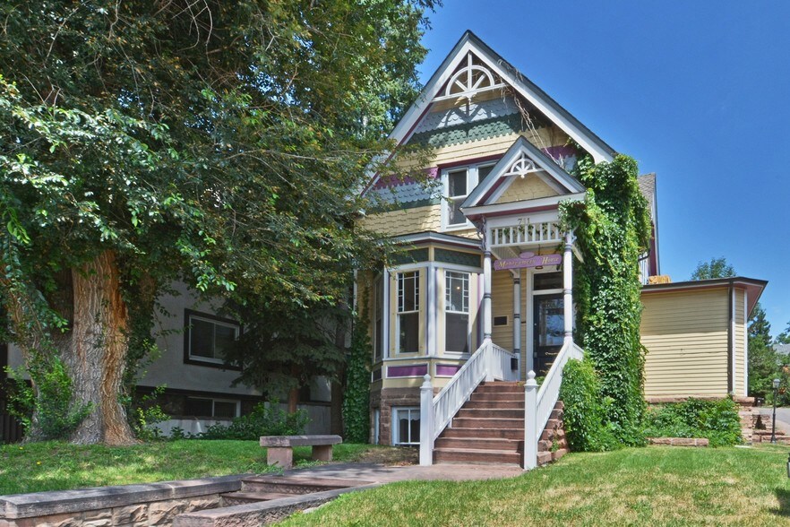 More Photos Of 741 Pearl St, Boulder Office For Lease