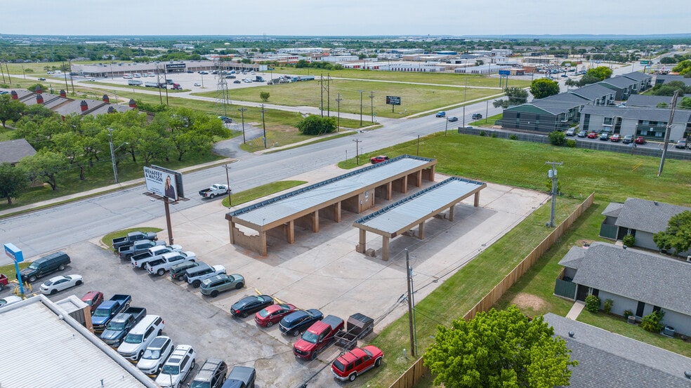 More Photos Of 550 NE Judge Ely Blvd, Abilene Carwash For Sale