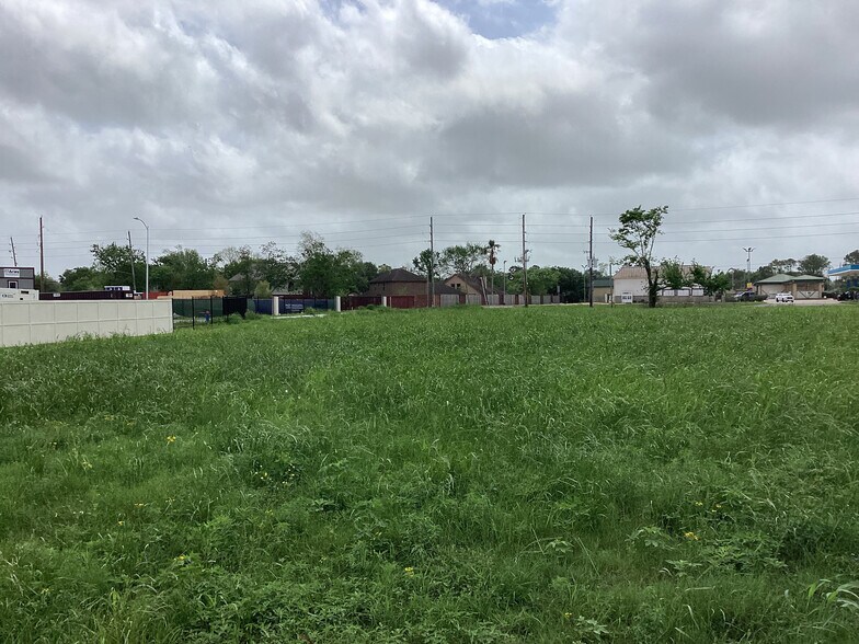 More Photos Of Cullen Pky & Fite Rd, Pearland Land For Sale