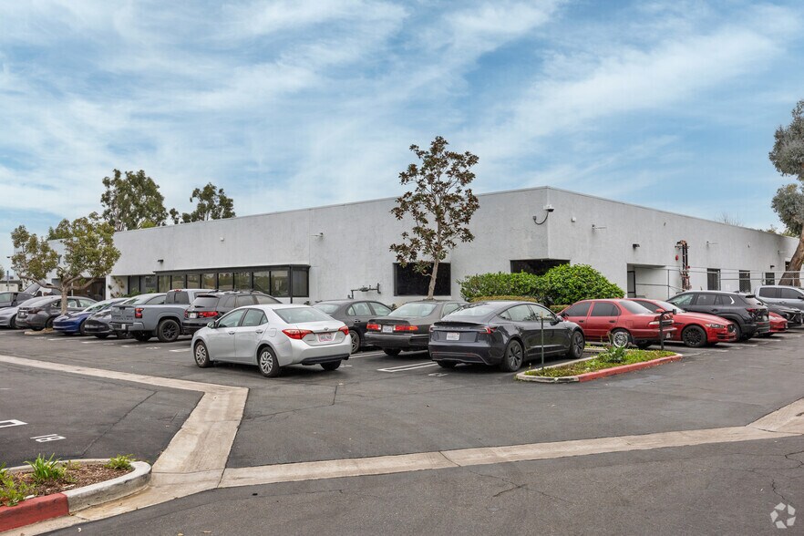 More Photos Of 18011 Mitchell S, Irvine Flex For Sale