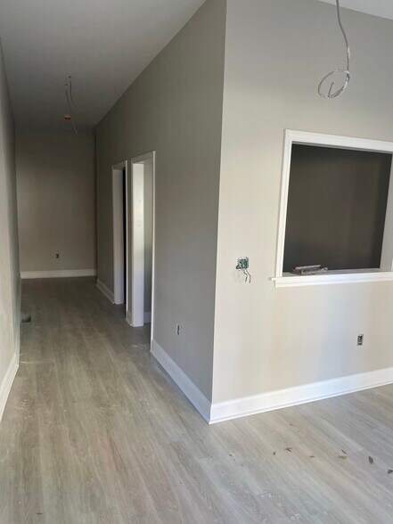 More Photos Of 410-421 Howe Ave, Shelton Apartments For Sale