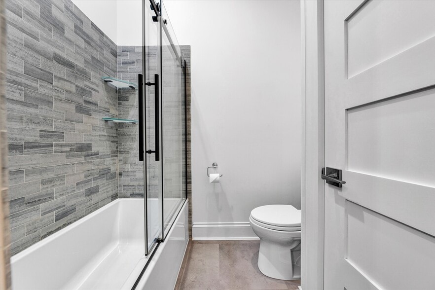 More Photos Of 109 Campbell Ave SW, Roanoke Apartments For Sale