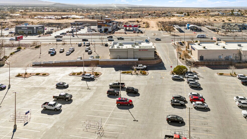 More Photos Of 1580 Main St, Los Lunas Restaurant For Sale