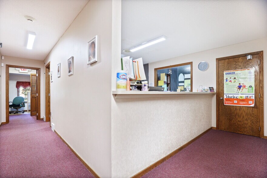 More Photos Of 2215 N Center Rd, Saginaw Office For Sale