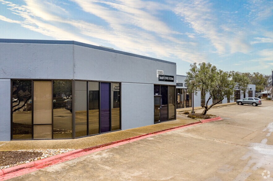 More Photos Of 9929 Broadway, San Antonio Unknown For Lease