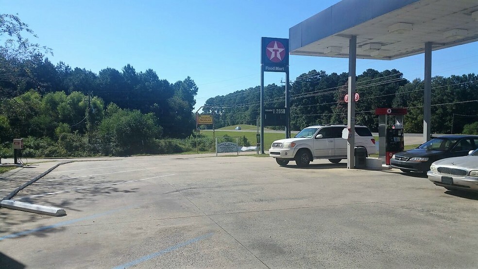 More Photos Of 4000 Highway 28 E, Pineville Service Station For Sale