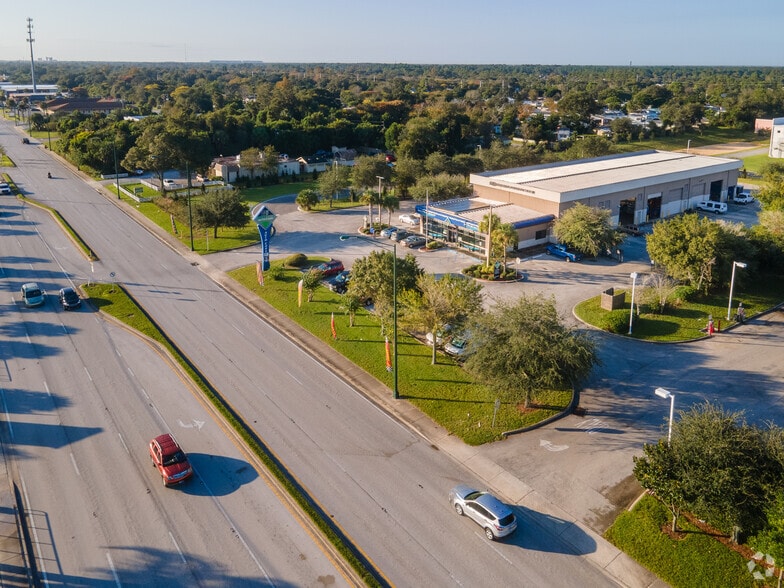More Photos Of 724 S Nova Rd, Ormond Beach Service For Lease