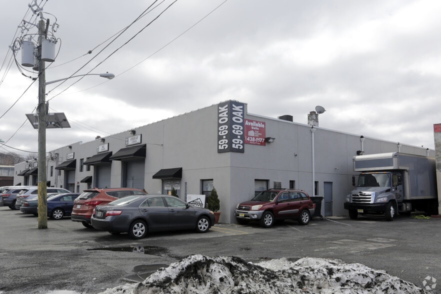 More Photos Of 59-71 Oak St, Hackensack Light Manufacturing For Lease
