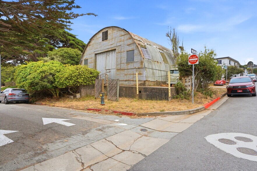 More Photos Of 119 Dewey St, Pacific Grove Auto Repair For Sale