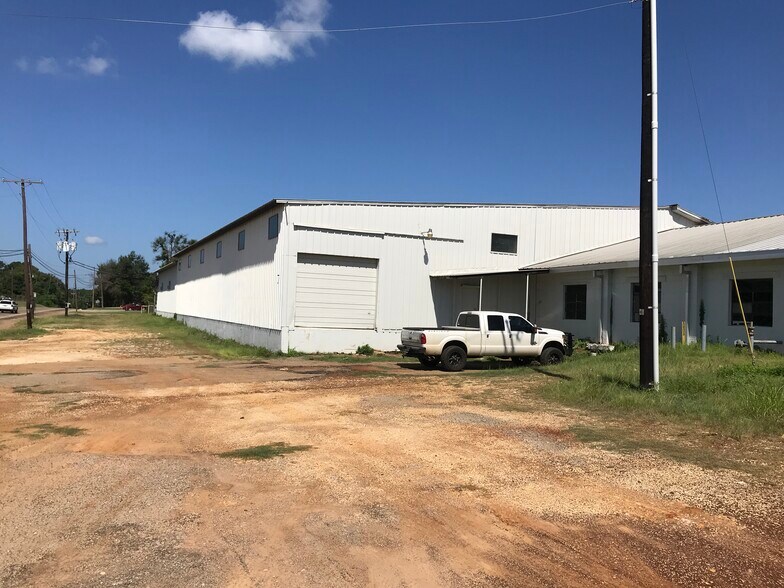More Photos Of 440 Frankston St, Jacksonville Warehouse For Sale