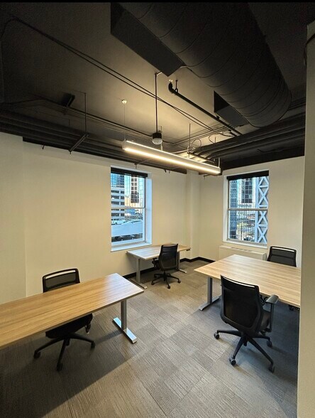 More Photos Of 159 4th Ave N, Nashville Office For Lease