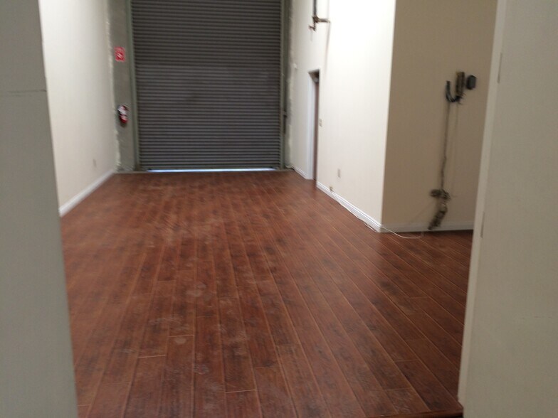 More Photos Of 12335 Denholm Dr, El Monte Warehouse For Lease