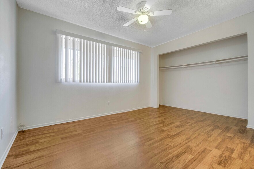 More Photos Of 3943 N H St, San Bernardino Apartments For Sale