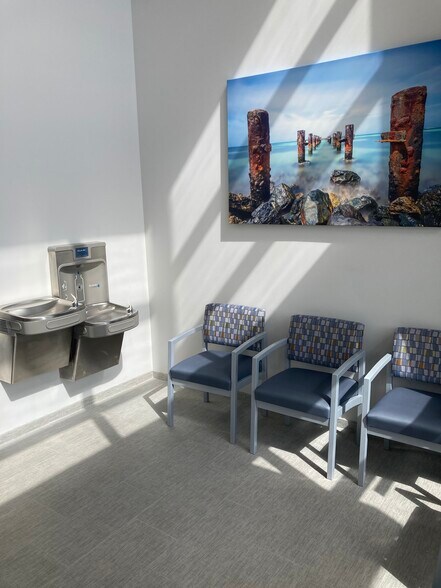 More Photos Of 6637 Gunn Hwy, Tampa Medical For Lease