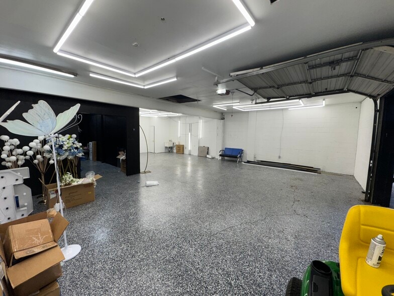 More Photos Of 6100 Peachtree Industrial Blvd, Atlanta Freestanding For Lease