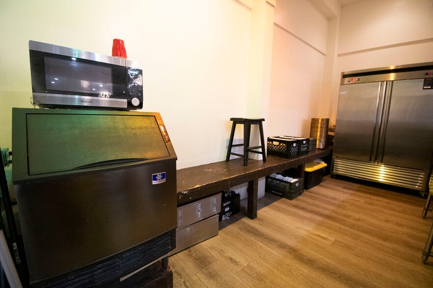 More Photos Of 1145 S Wells Ave, Reno Freestanding For Sale