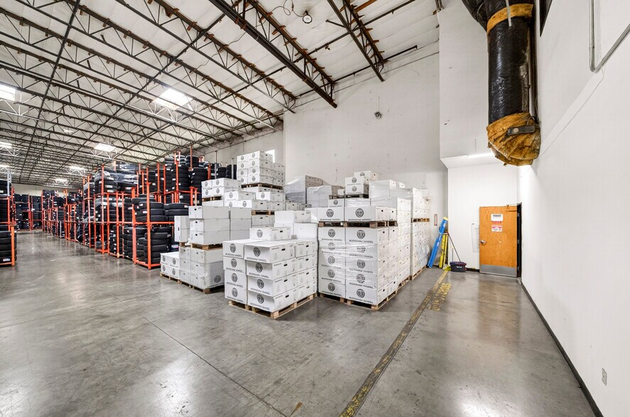 More Photos Of 13875 Live Oak Ave, Irwindale Warehouse For Sale