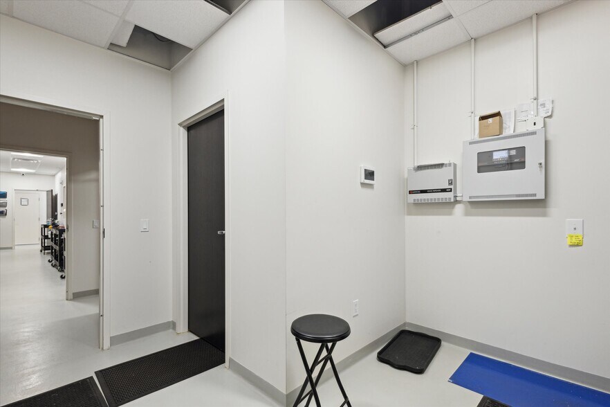 More Photos Of 919 Michigan St, Niles Warehouse For Sale