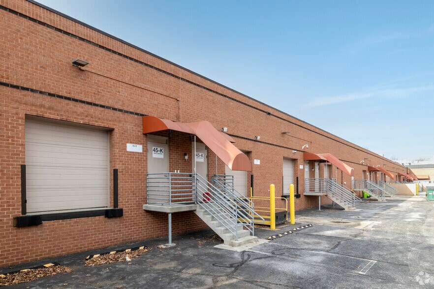 More Photos Of 45 W Watkins Mill Rd, Gaithersburg Research And Development For Lease