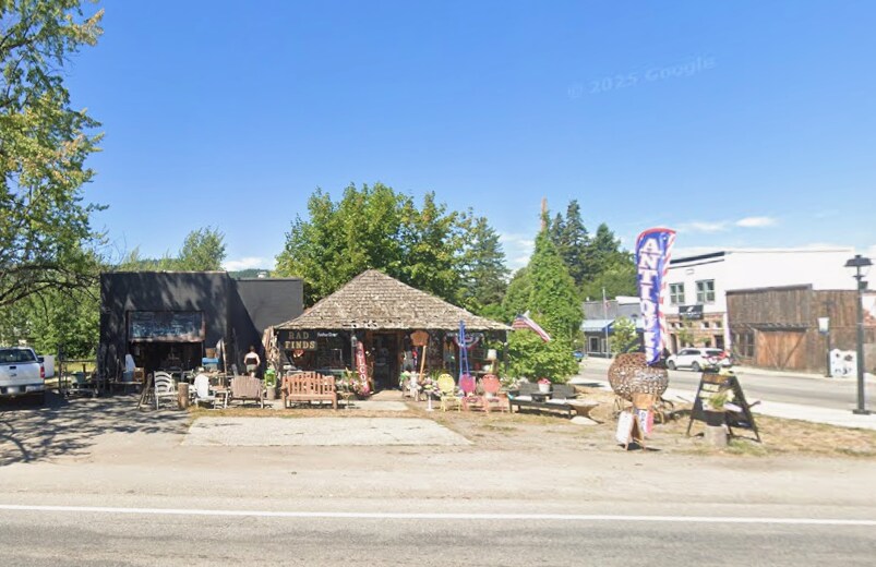 Primary Photo Of 32173 5th Ave, Spirit Lake Freestanding For Sale