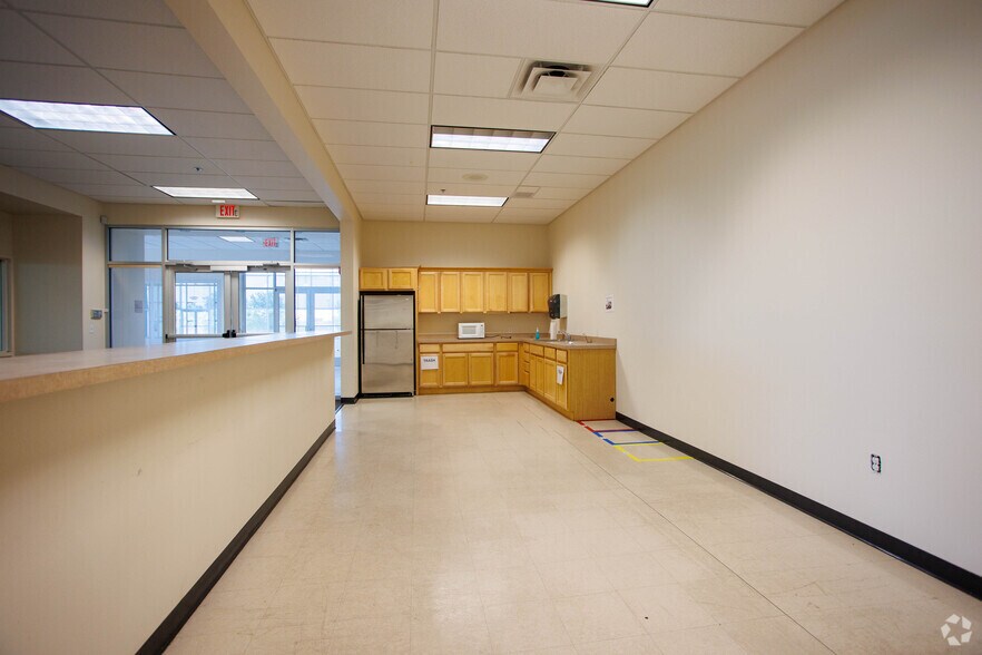 More Photos Of 1300 Desert Willow Rd, Los Lunas Manufacturing For Sale