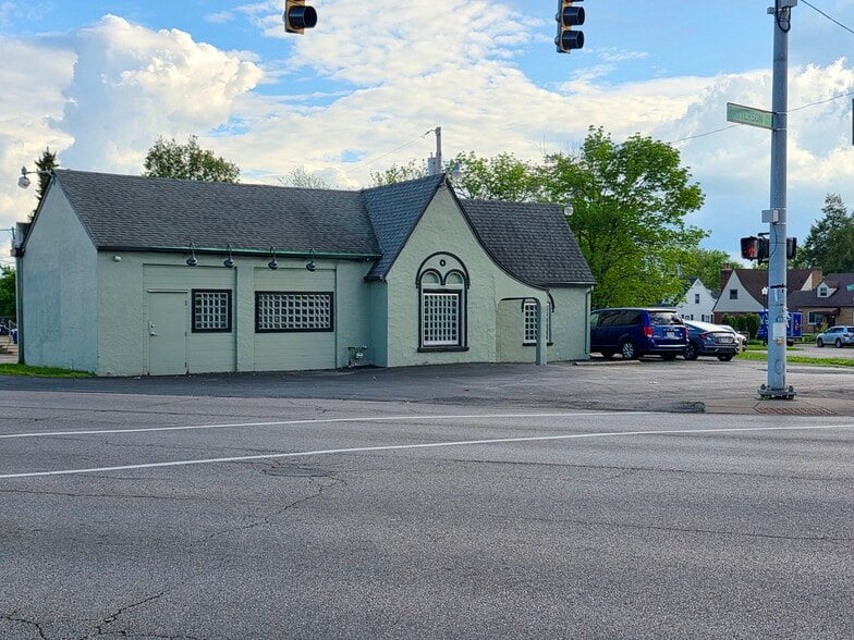 More Photos Of 972 Patterson Rd, Dayton Freestanding For Sale