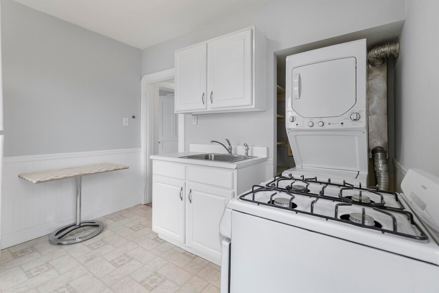 More Photos Of 7504 Zimmerman Ave, Pennsauken Apartments For Sale