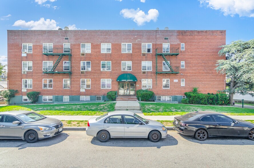 Primary Photo Of 9420 Albert Rd, Ozone Park Apartments For Sale