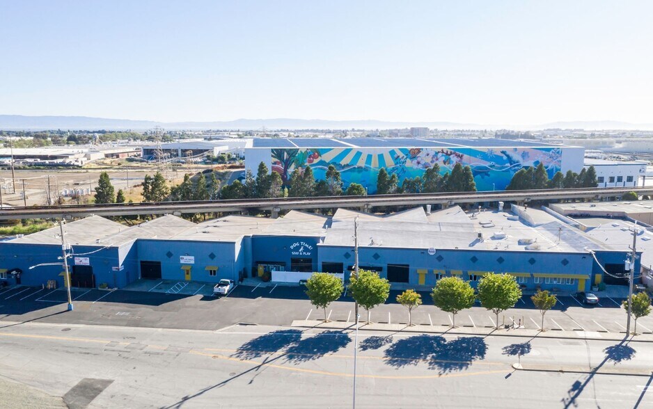 More Photos Of 2483-2495 Washington Ave, San Leandro Light Manufacturing For Lease