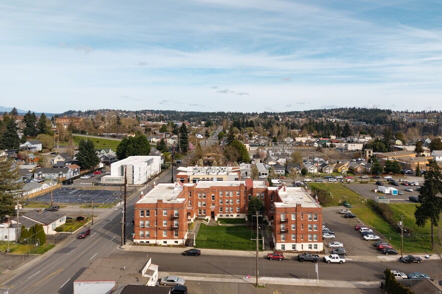 Primary Photo Of 834 7th St, Bremerton Apartments For Sale