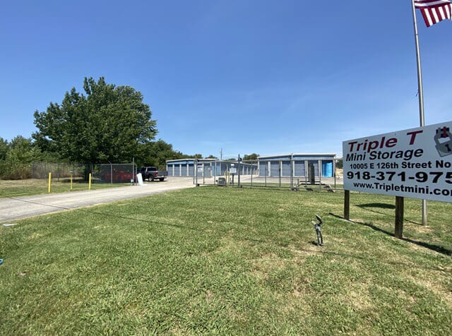 More Photos Of 10005 E 126th St, Collinsville Self Storage For Sale