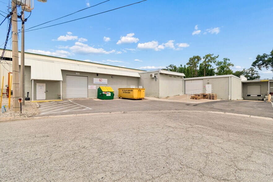 More Photos Of 1760-1770 Calumet St, Clearwater Warehouse For Lease