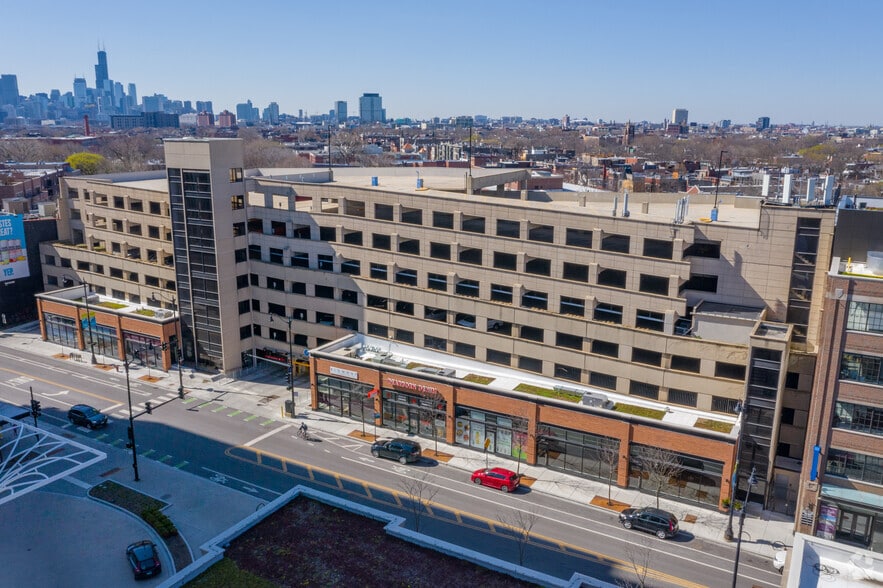 More Photos Of 2376-2380 N Lincoln Ave, Chicago Unknown For Lease