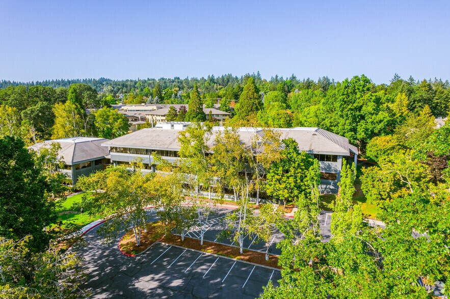 More Photos Of 4949 Meadows Rd, Lake Oswego Unknown For Sale