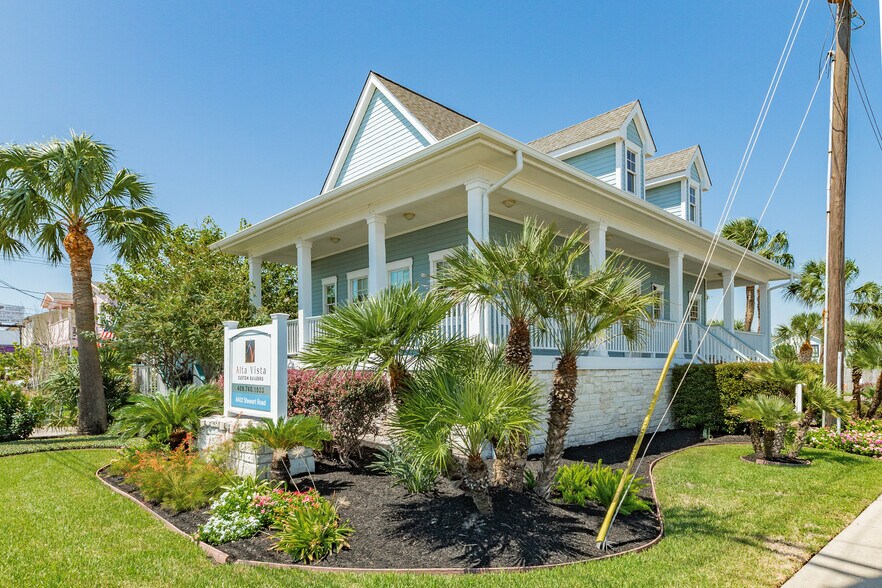 More Photos Of 6402 Stewart Rd, Galveston Office For Sale