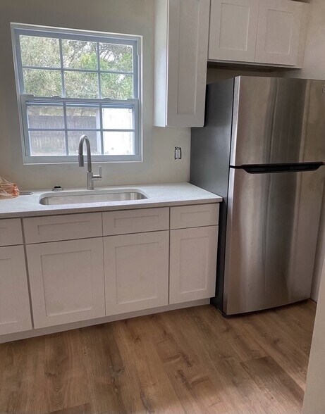 More Photos Of 405 S Orion Ave, Clearwater Multifamily For Sale