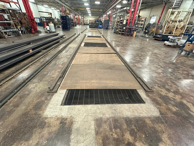 More Photos Of 3654 Midlink Dr, Kalamazoo Manufacturing For Lease